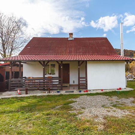 Casa De Vacanta Armi Molidu 외부 사진