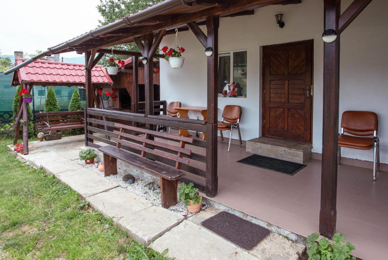Casa De Vacanta Armi Molidu 외부 사진